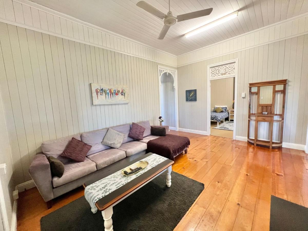 Childers Charmer With Aircon, Wifi & Modern Luxuries Eksteriør billede
